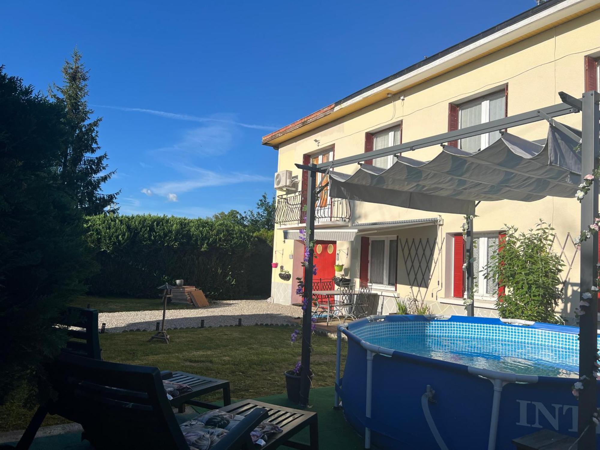 Appartamento Gite Du St Martin Oradour-Fanais Esterno foto